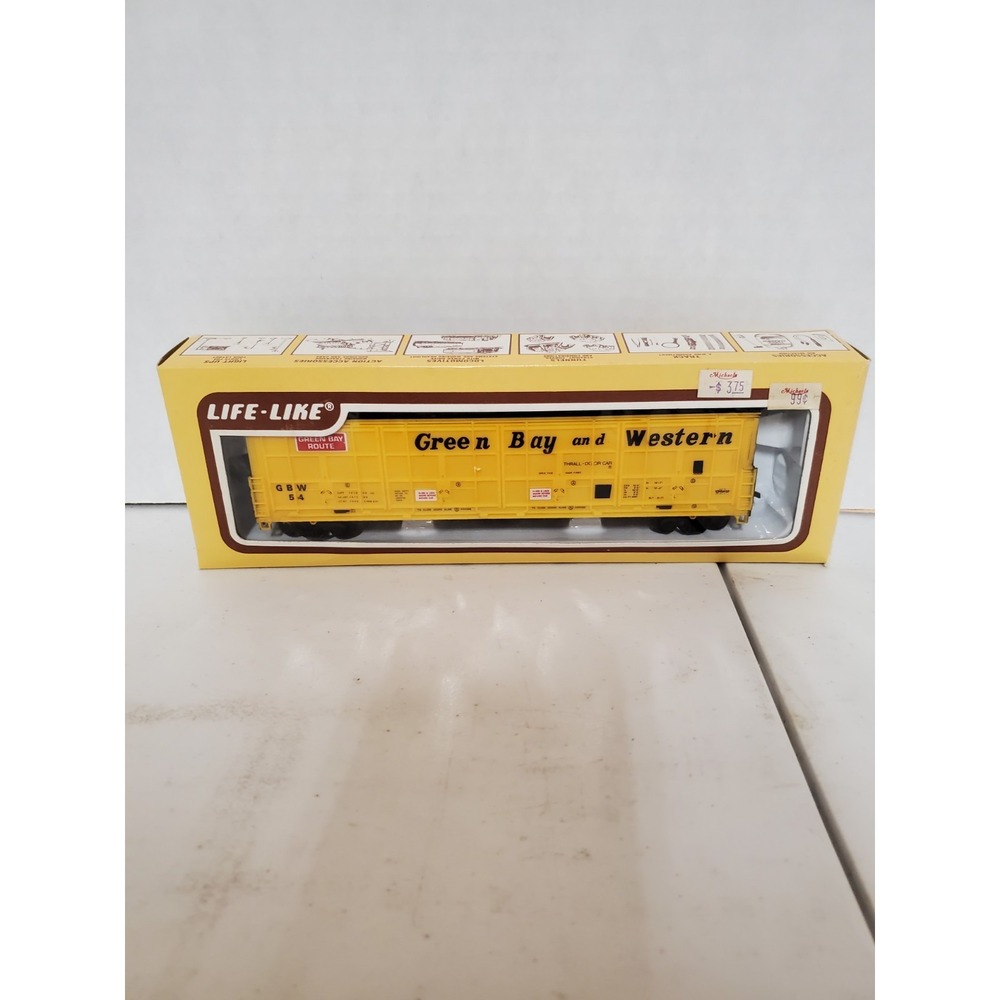 Life-Like Trains - Green Bay and Western Thrall Door Car - HO Scale